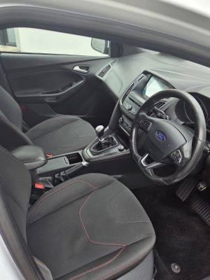Ford Focus - Image 5